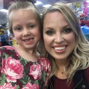 Meet your Posher, Kylee